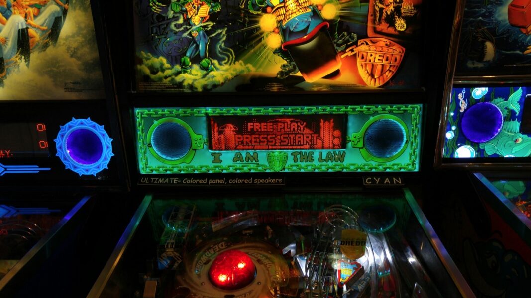 Judge Dredd Ultimate Lighted Speaker Panel - Image 17