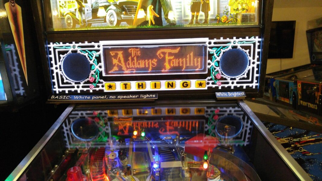 The Addams Family Ultimate Lighted Speaker Panel - Image 26
