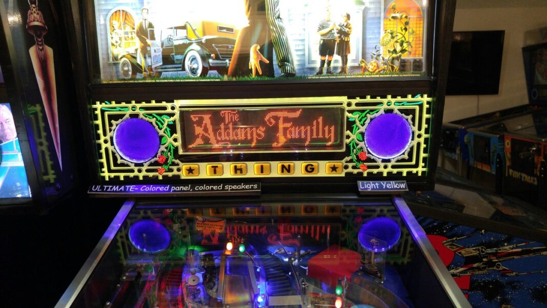 The Addams Family Ultimate Lighted Speaker Panel - Image 9