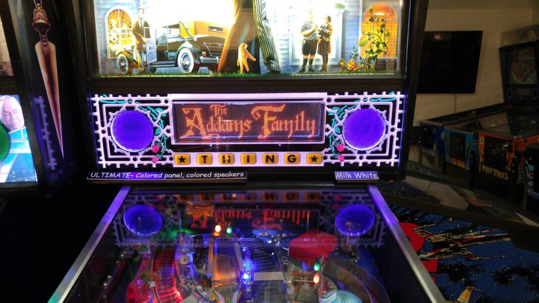 The Addams Family Ultimate Lighted Speaker Panel - Image 8